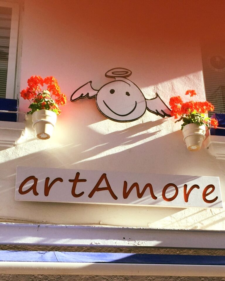 artAmore Sitges , galería y tienda de artesania